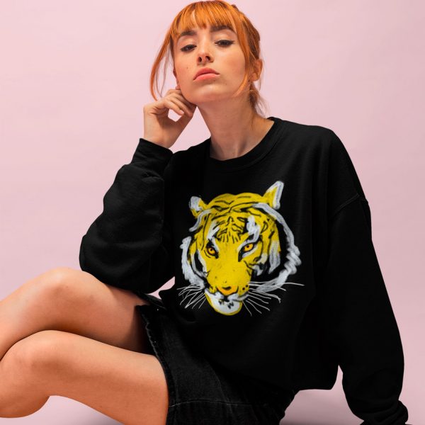 cool woman tiger printed sweatshirt